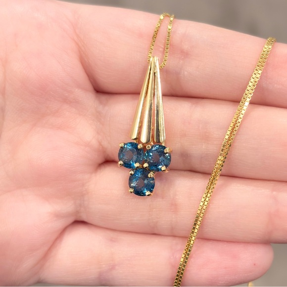 Vintage London Blue Topaz Pendant: 14K Yellow Gold Artisan Cone - Picture 6 of 12